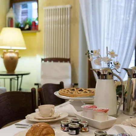 Dimora Della Rovere Alojamento de Acomodação e Pequeno-almoço