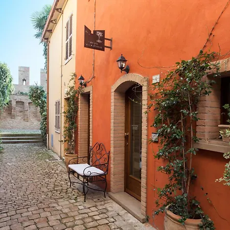 Dimora Della Rovere فندق مبيت وإفطار غرادارا